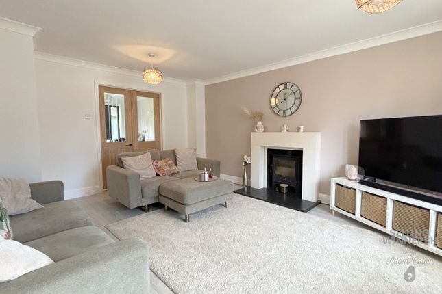 2 Isis Close, Winnersh, Berkshire photo 4