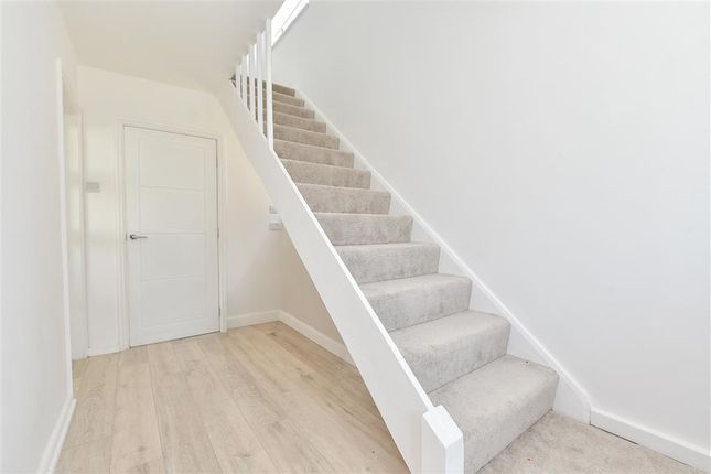 Hawthorn Avenue, Sheerness photo 5