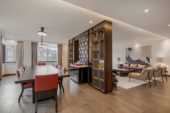 Flat for sale in Curzon Street, Mayfair