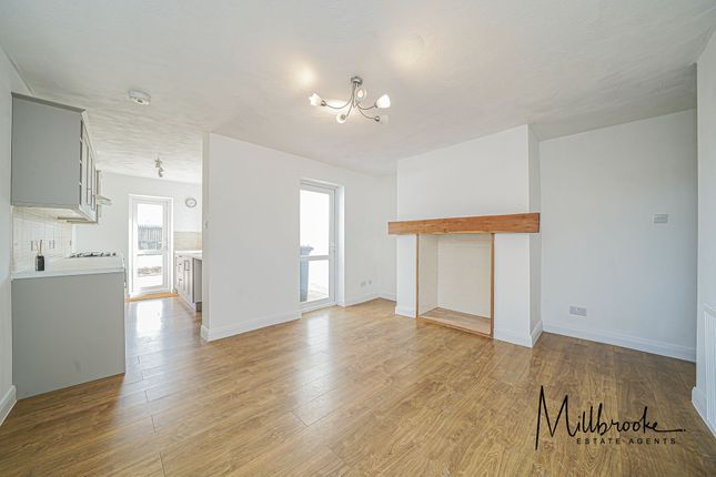 161 Manchester Road, Manchester photo 4