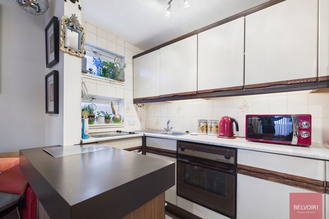 9, Fairhaven Court, Swansea photo 4