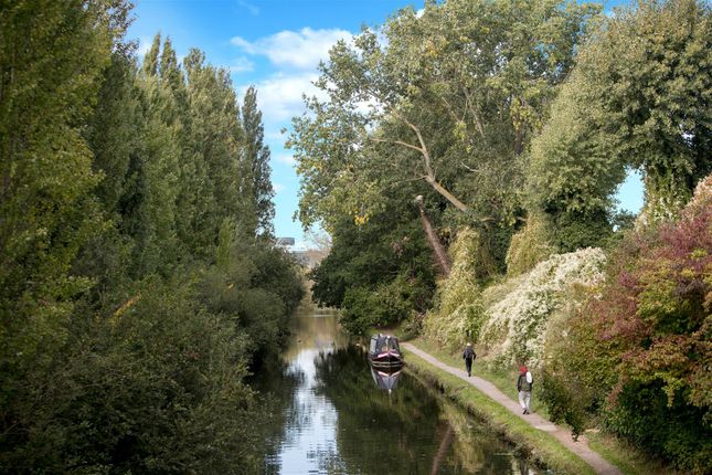 Flat for sale in Nestles Avenue, Hayes