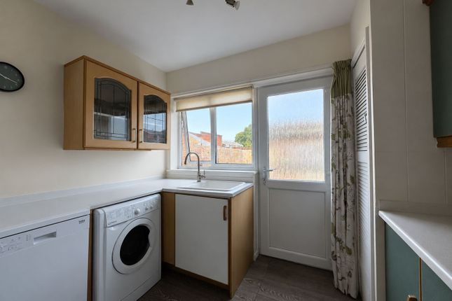 Broomfield Avenue, Wallsend photo 5