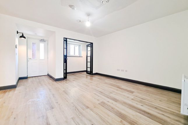 Apt 23, St Marys Gate, Stockport photo 2