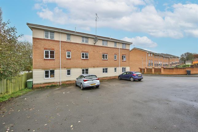 Flat for sale in 16 Wilden Croft, Brimington, Chesterfield