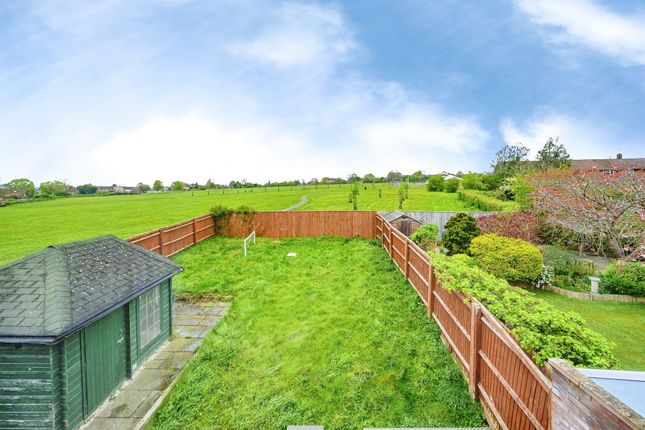 105, Great Elms Road, Hemel Hempstead photo 4
