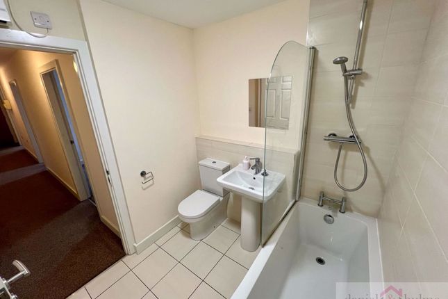Apartment 2, Alexandra Mill Queen Street, Leek photo 3