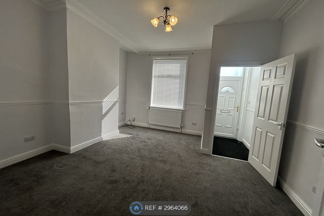Airedale Crescent, Bradford photo 2