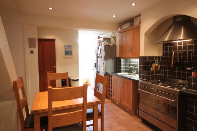 252, High Street, Beds photo 4