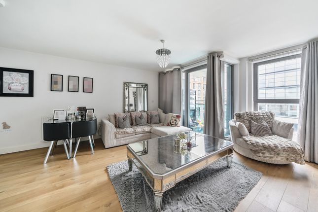 Flat for sale in High Street, Redhill, Surrey