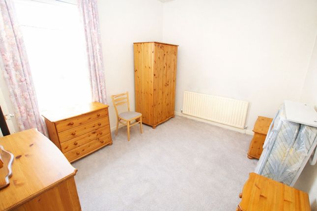 2 Box Street, Littleborough photo 4