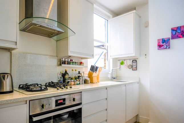 Thumbnail Maisonette for sale in Cornwall Gardens, Willesden Green, London