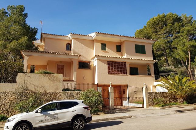 Villa for sale in Peguera, South West, Mallorca