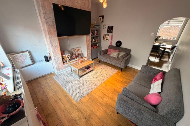 11, Hawksley Street, Bolton photo 3