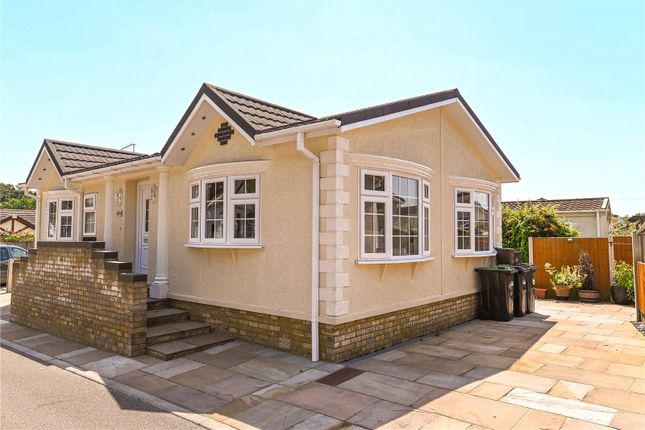 2-bed caravan on 69, Woodlands Park, Hordle, £209,950