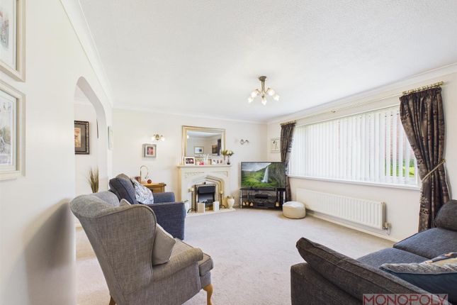 16, Kings Oak Court, Wrexham photo 2