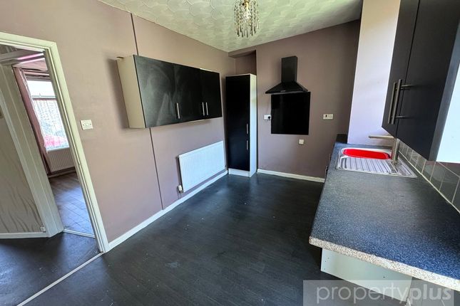 18, Scott Street, Treorchy photo 4