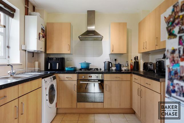 Flat for sale in Pinnata Close, Enfield
