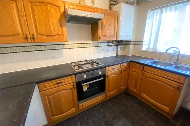 7, Thistle Croft, Wolverhampton photo 3