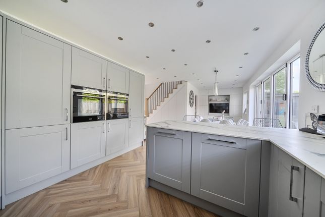 5a, Magdalen Road, Wanborough photo 4