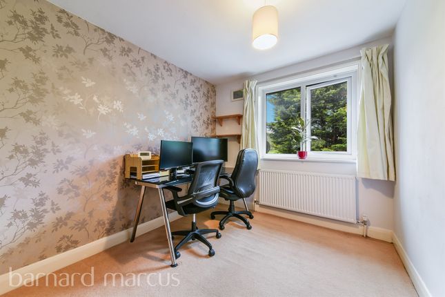 Terraced house for sale in Central Road, Morden