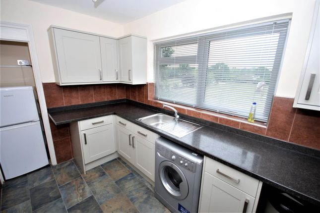Flat 41, Riplingham, Leamington Spa photo 5