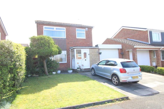 Detached house to rent in Madeira Close, St Johns Estate, Newcastle Upon Tyne