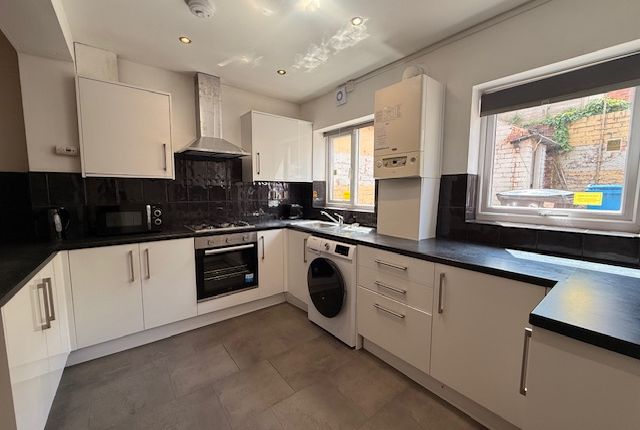 48, Alderson Road, Sheffield photo 2