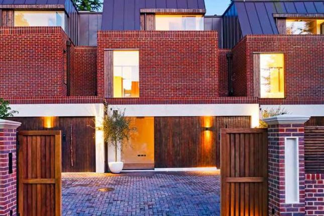 Thumbnail Town house for sale in North End, Hampstead, London