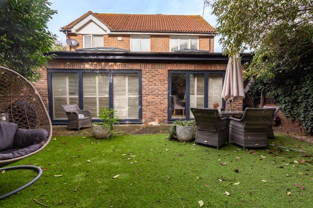 Thumbnail Detached house for sale in Newlands Road, Woodford Green