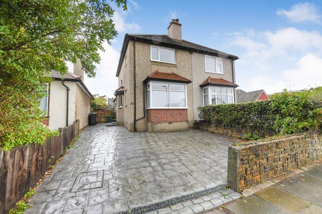 2-bed semi-detached on 14, Leighfields Road, Leigh-On-Sea, £300,000