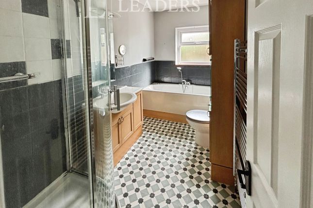 20, Hester Road, Hampshire photo 4