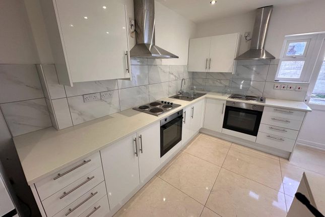 83, Sussex Road, Greater London photo 4