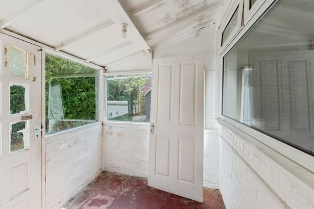 39, Patricia Avenue, Birkenhead photo 2