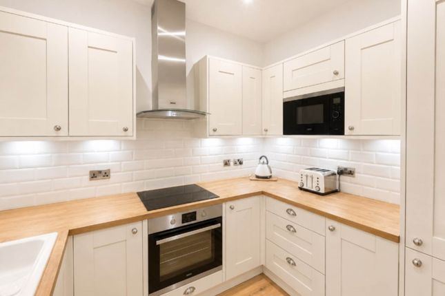 Flat 3 Nooklands Court, Garstang Road, Preston photo 5