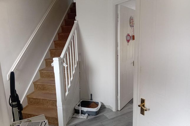 58, Hartigan Place, Woodley photo 2