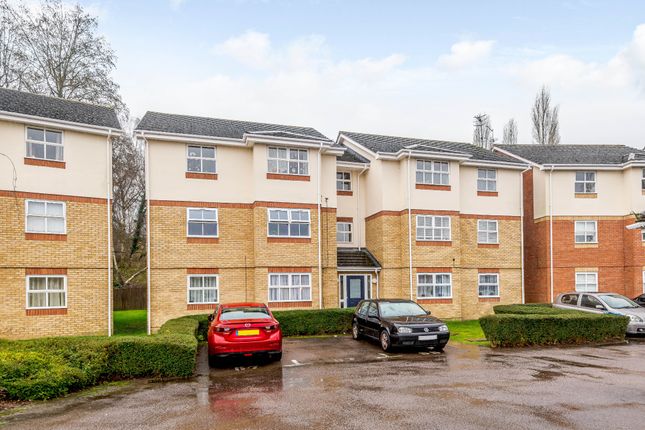 Thumbnail Flat for sale in Evensyde, Watford