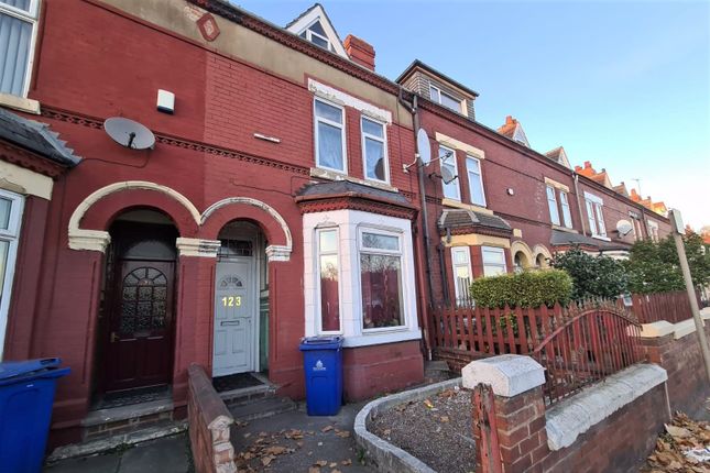Terraced house for sale in Carr House Road, Hyde Park