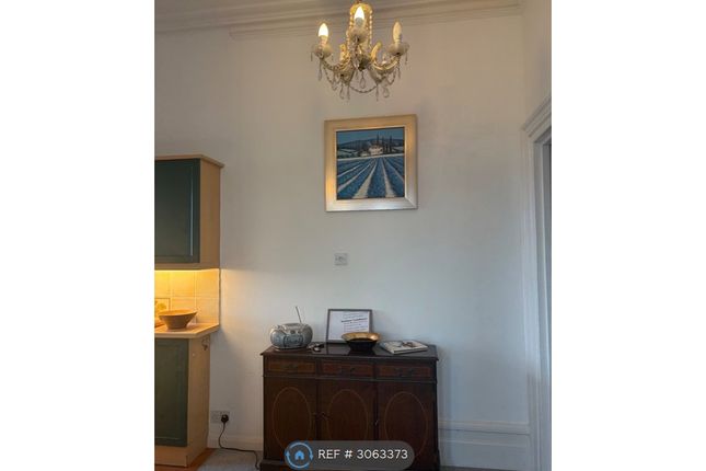 Flat, The Berkeley South Parade, Southsea photo 3