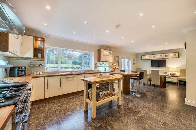 23, Crofton Way, Hampshire photo 3