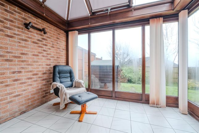 20, Highfield Drive, Matlock photo 4