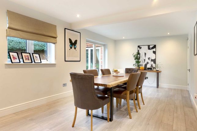 Frangipani, 76, Hill Rise, Chalfont St. Peter photo 4