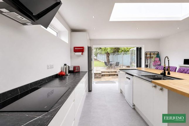 37, Templeway, Lydney photo 3