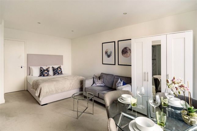 Flat 48, 39, Hill Street, Mayfair photo 4