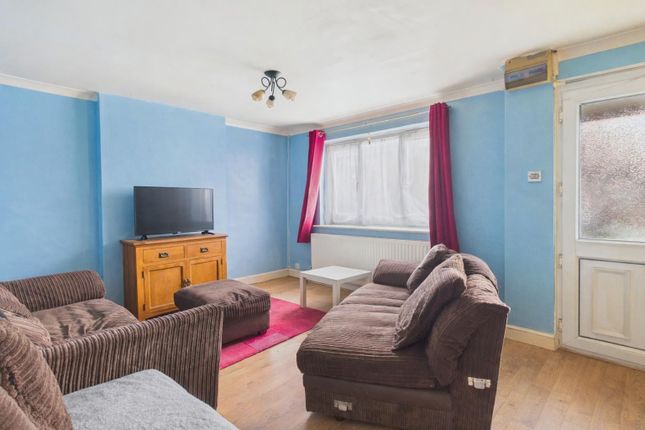 7, Worcester Road, Cinderford photo 3