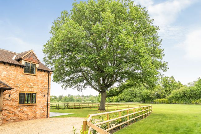 The Coach House,, Blagrove Lane, Berkshire photo 3