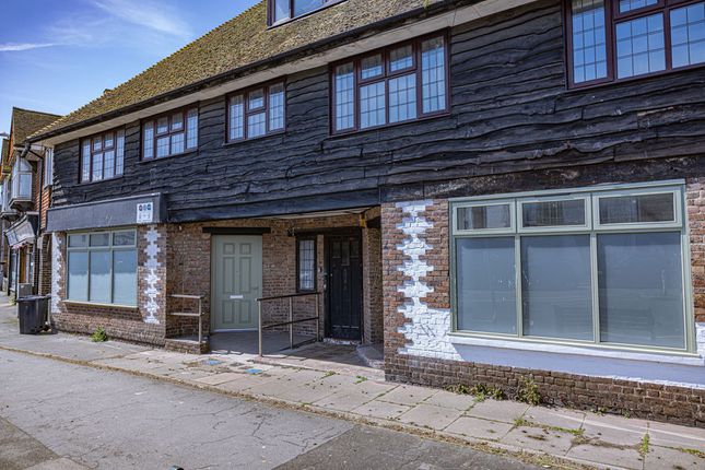 Thumbnail Flat to rent in Cooden Sea Road, Bexhill-On-Sea