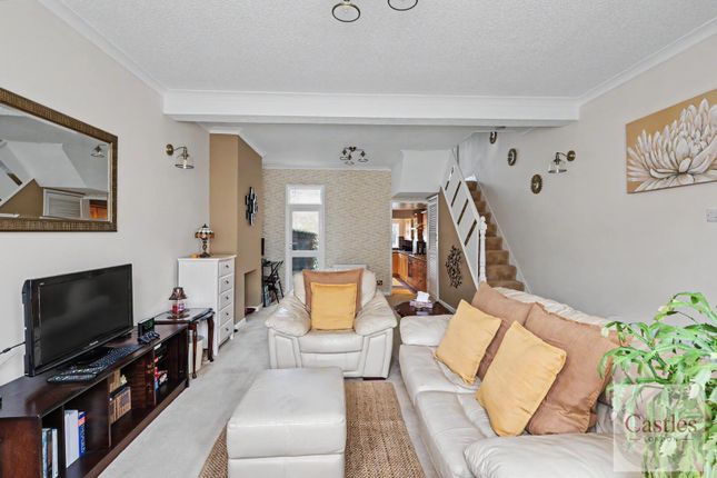 38, Cornwallis Grove, Edmonton photo 3