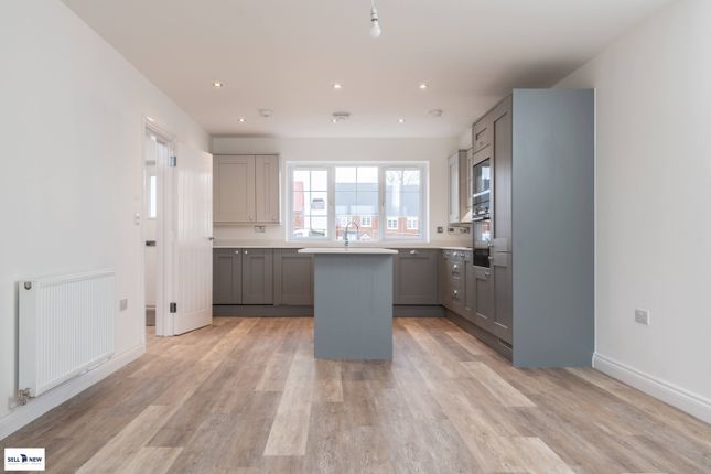 New Home 5 Bed Detached House For In Roxton Road Great Barford Mk44 Zoopla - Roxton Laminate Flooring