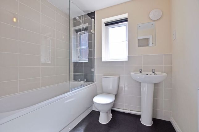 Flat for sale in Luxury Apartment, Anderson Grove, Newport